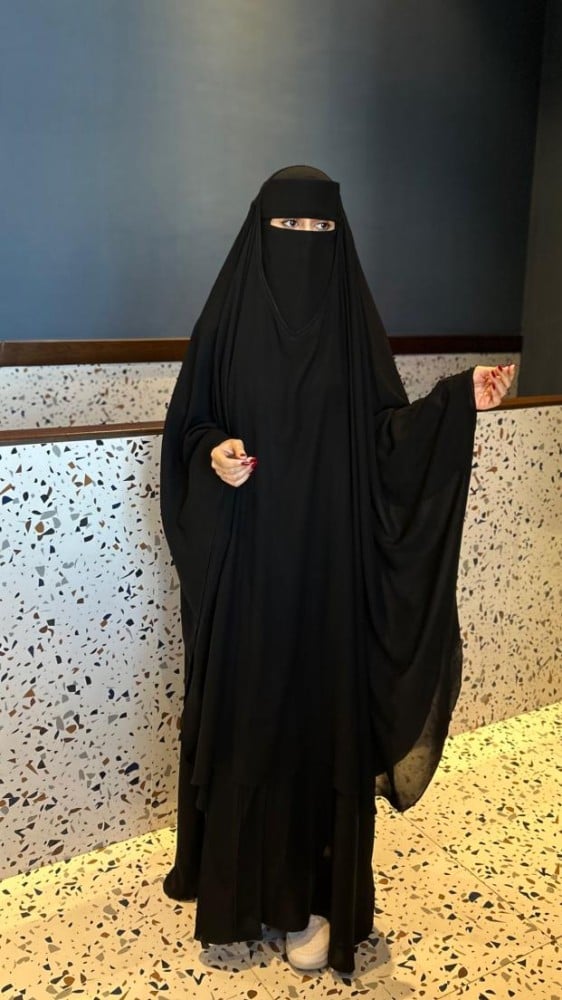 خمار اسلامي + نقاب اسلامي مبطن حرير اسود