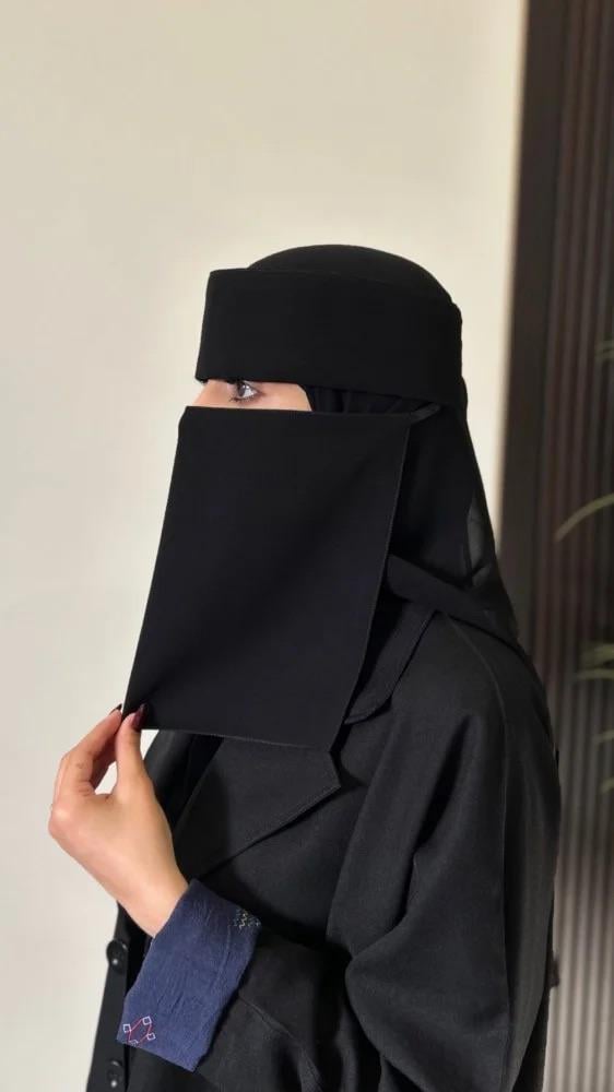 طرحتين بندانة +نقابين اسلامي مبطن حرير اسود