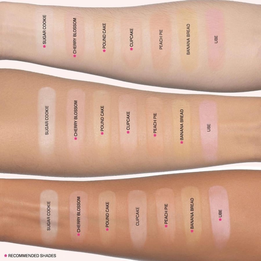 HUDA BEAUTY Easy Bake Loose Baking & Setting Powder