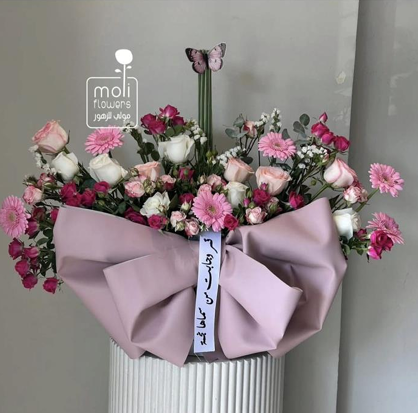 A bouquet of the leather bow, a collection of Dutch flowers