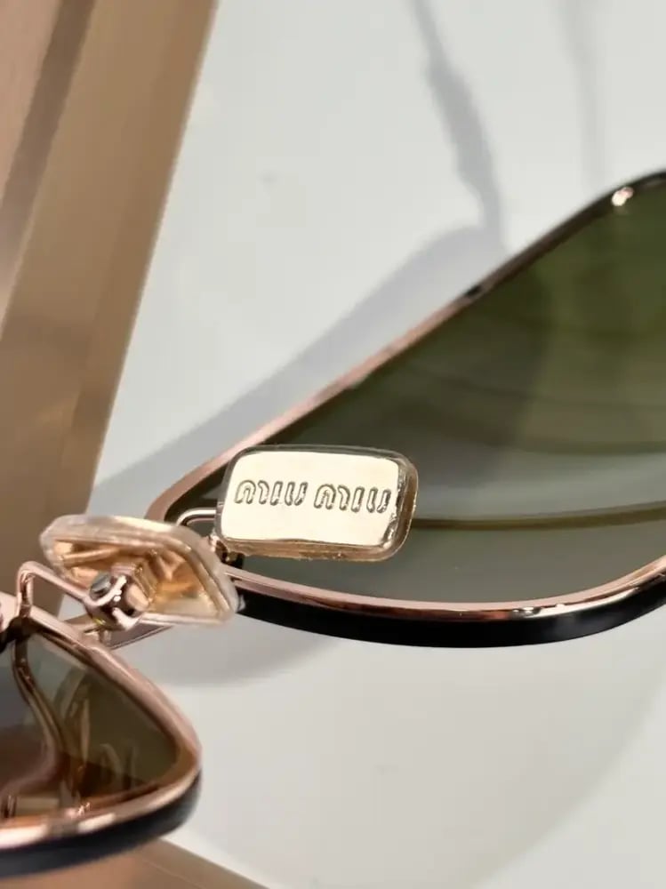 MIU MIU
