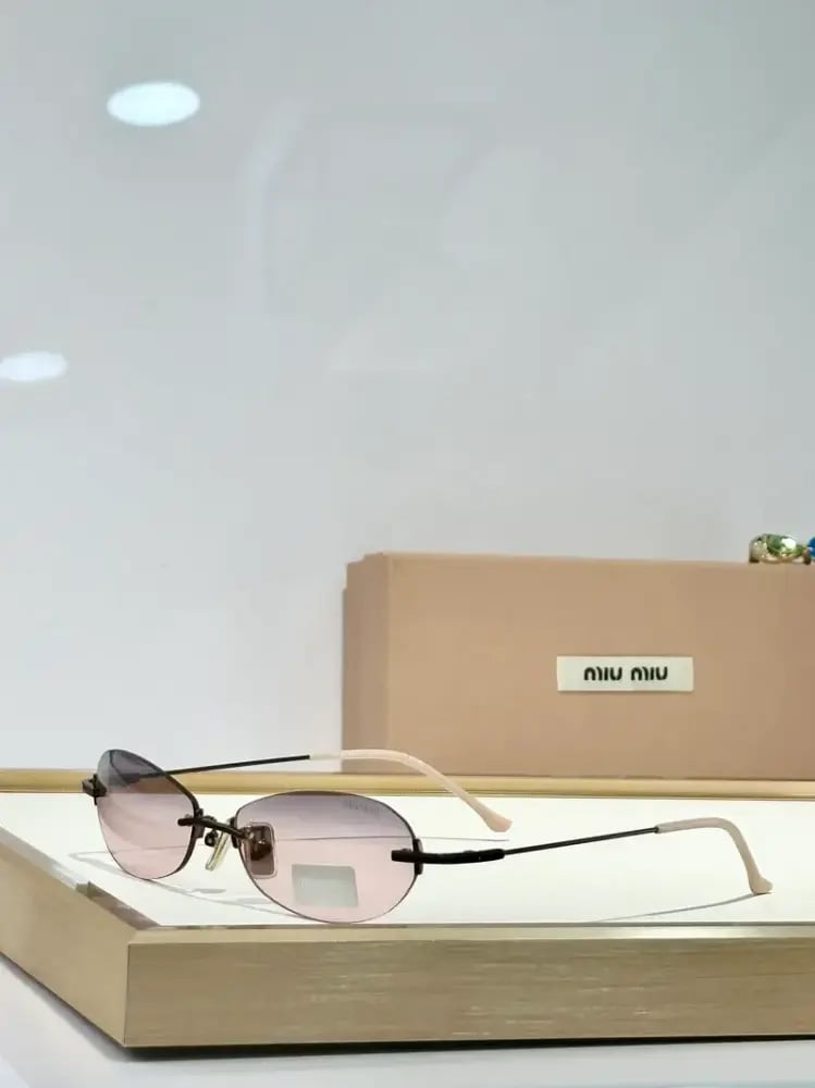 MIU MIU