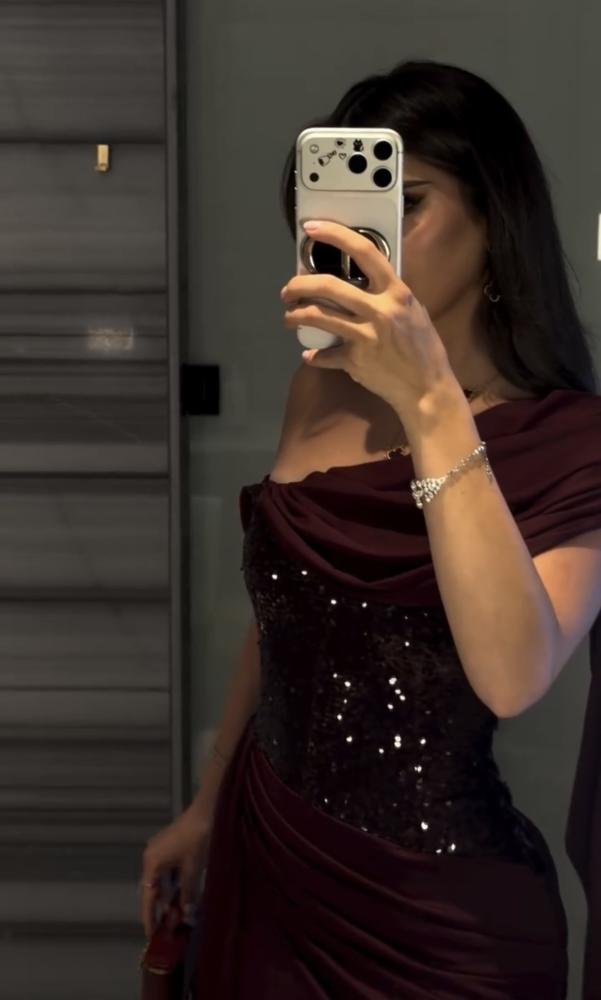 فستان  سهره فخم برغندي
