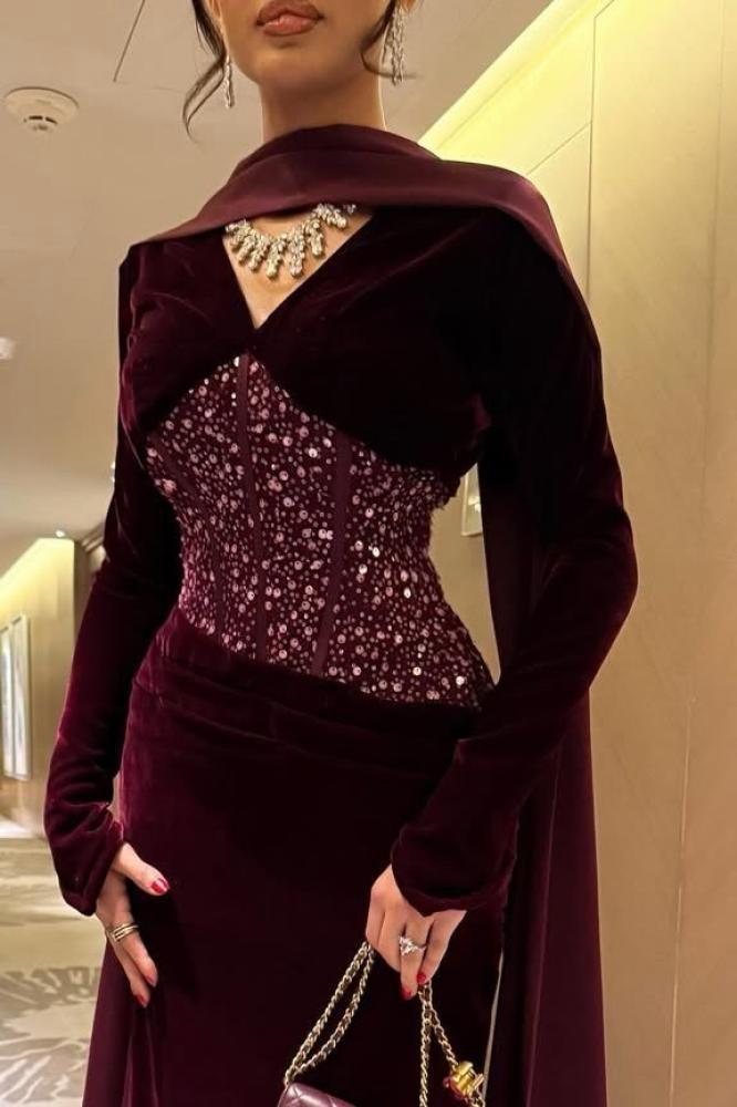 فستان  سهره  مخمل عنابي