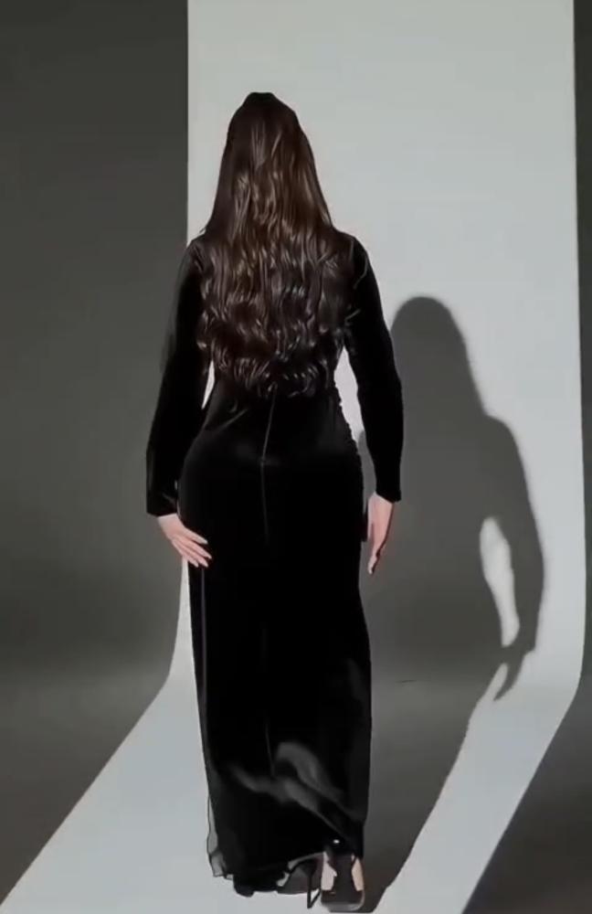 فستان  سهره  مخمل اسود