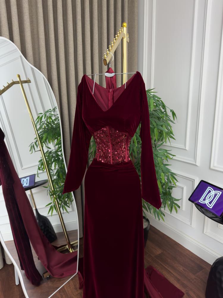 فستان  سهره  مخمل عنابي