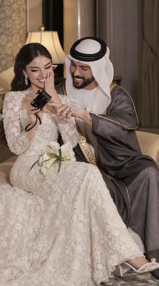 فستان  فهده سكري فخم