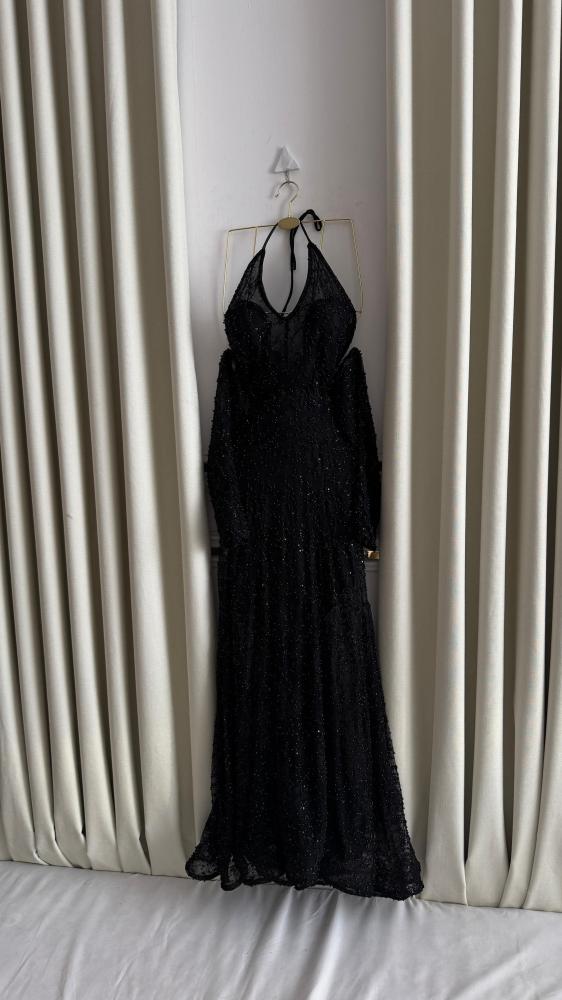 Elegant evening dress black lace and beads