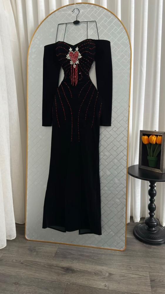 فستان  سهره  مخمل