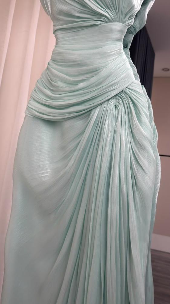 فستان  سهره  تفاحي