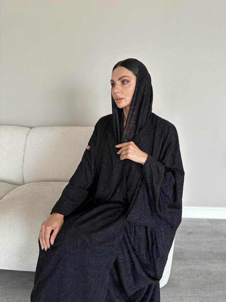 عبايه لمعه قماش استرج ثقيل L17