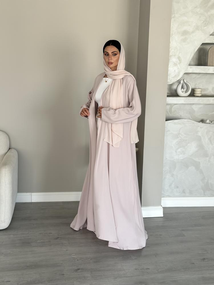 عبايه بيج قماش كريب L22
