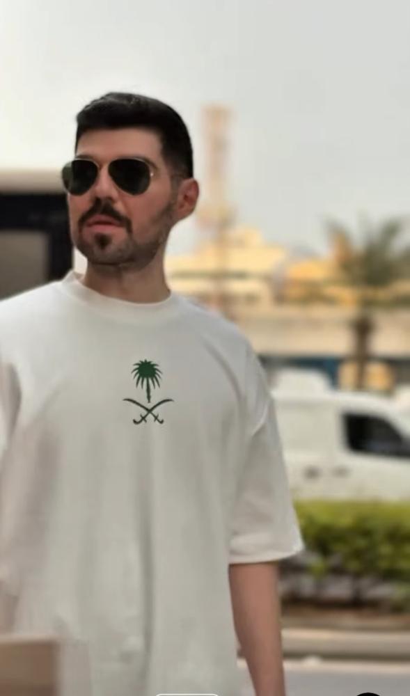 تيشيرت يا دولتي لا صار للحب دولة