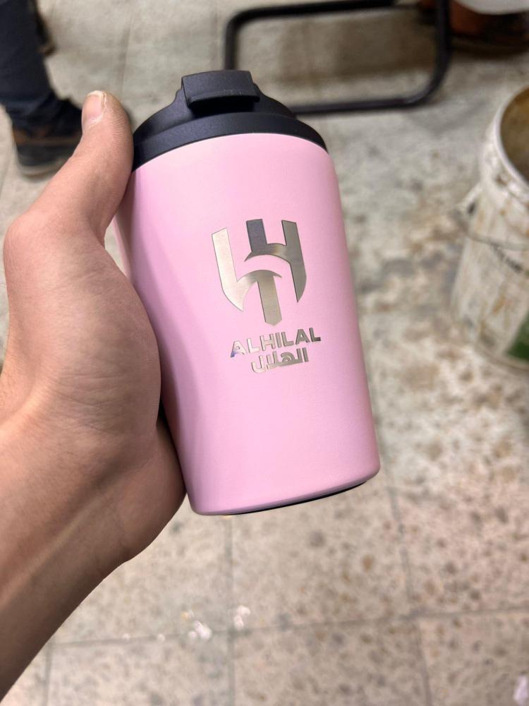 كوب بصورة حسب الطلب