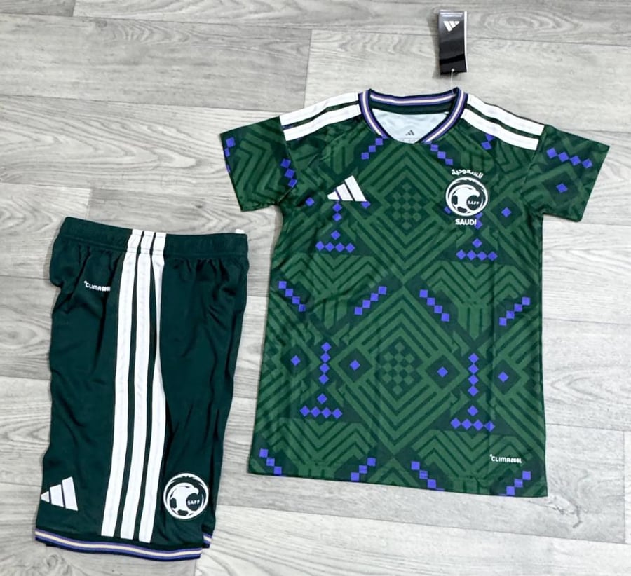 طقم المنتخب السعودي اخضر ولادي 2026