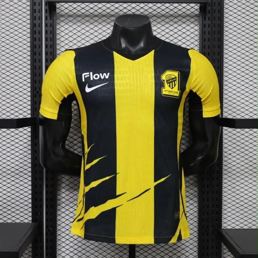 تيشيرت الاتحاد الاساسي