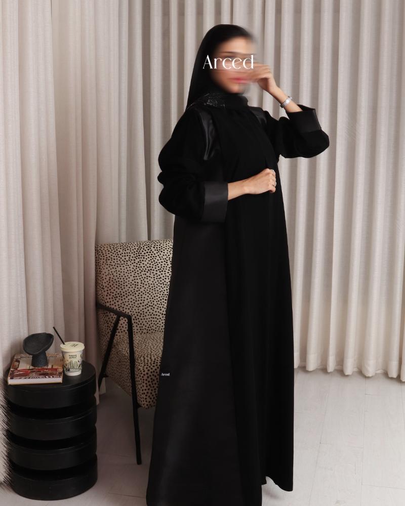 عباية ملكية