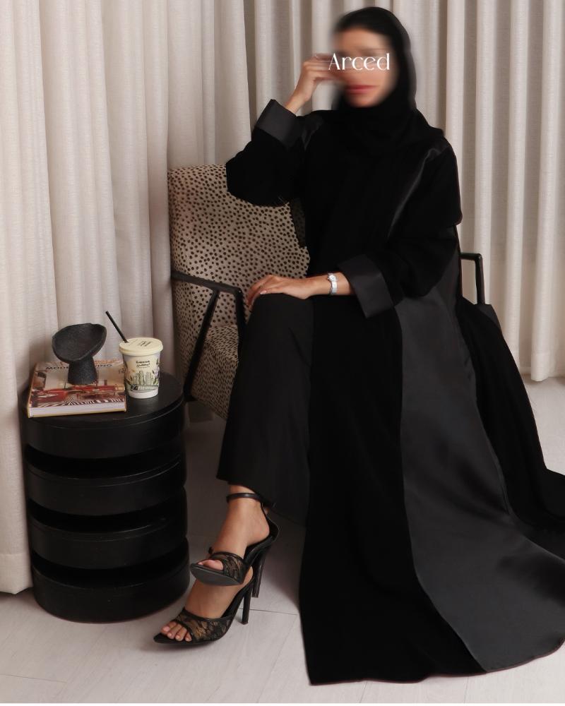 عباية ملكية