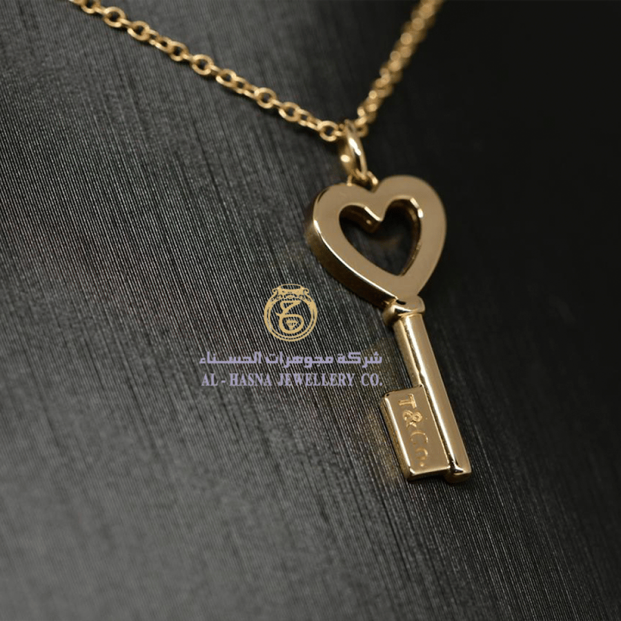 عقد تيفاني 18