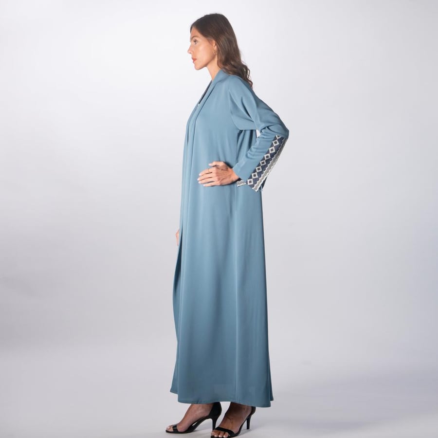 عباية موديل رقم 3002