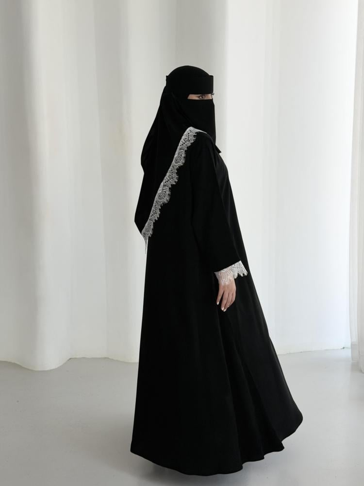 عباية دلع ابيض