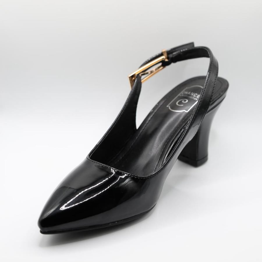 Heel with an elegant design