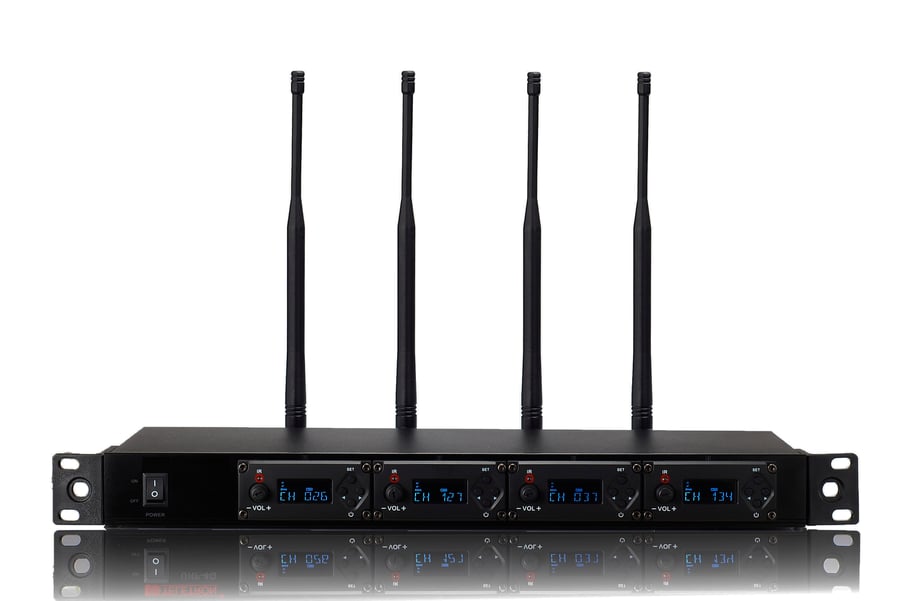 لاقطات لاسلكية ماكسمين 4 قنوات رقمي مع 4 لاقط جيبي مع شاحن مجاناً للاقط ، MG-W4000