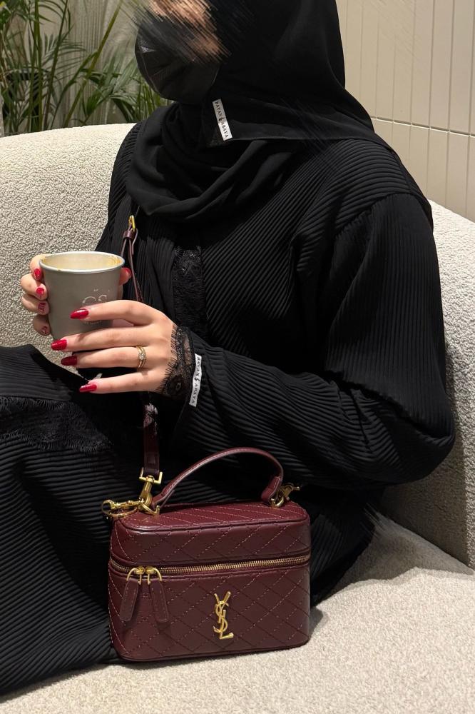 عباية غرام