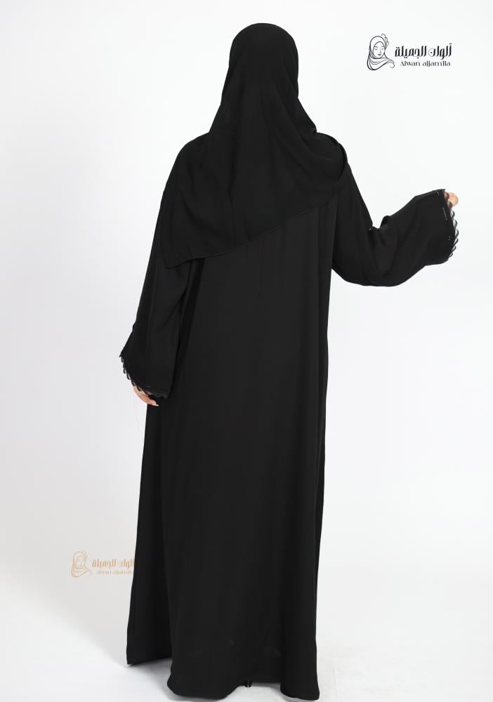 عباية سوداء كلفة كريستال