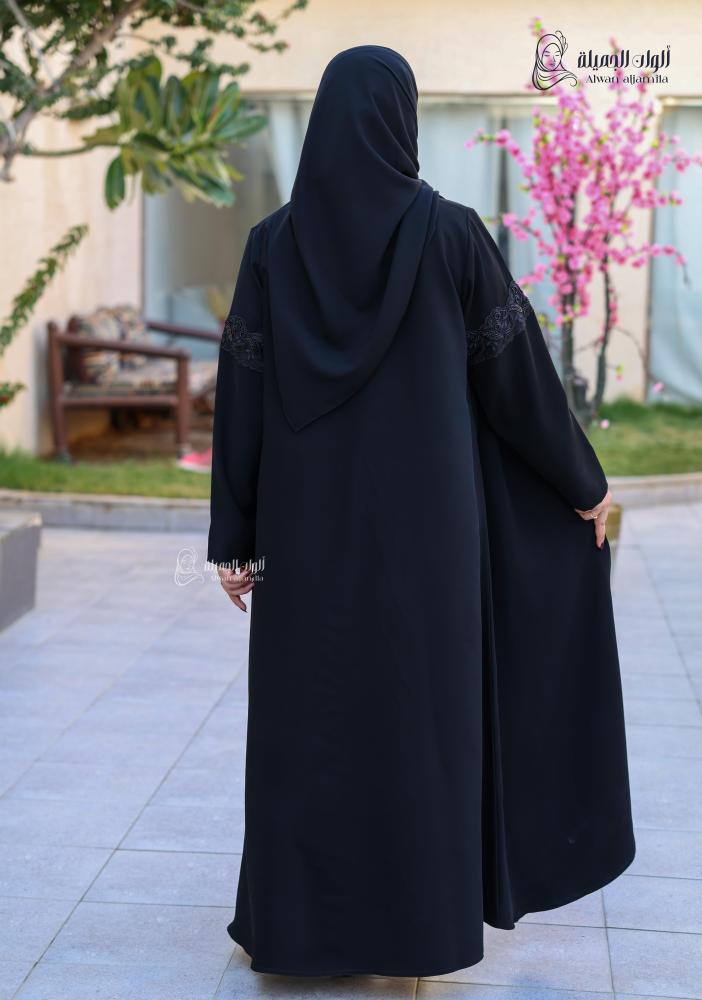 عباية سوداء نص كلوش بانسدال أنيق من الخلف