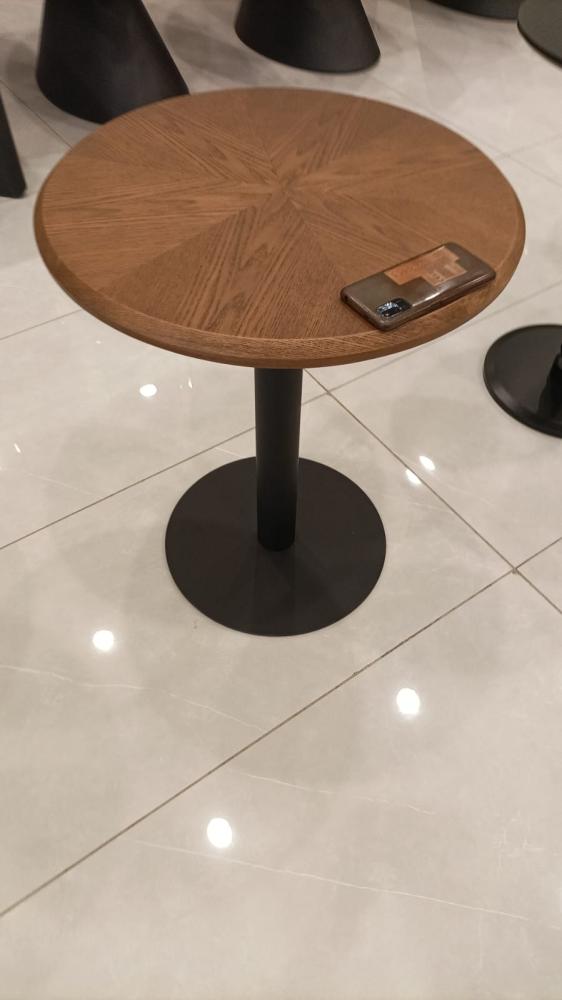 طاولة قهوة دائرية بتصميم مميز