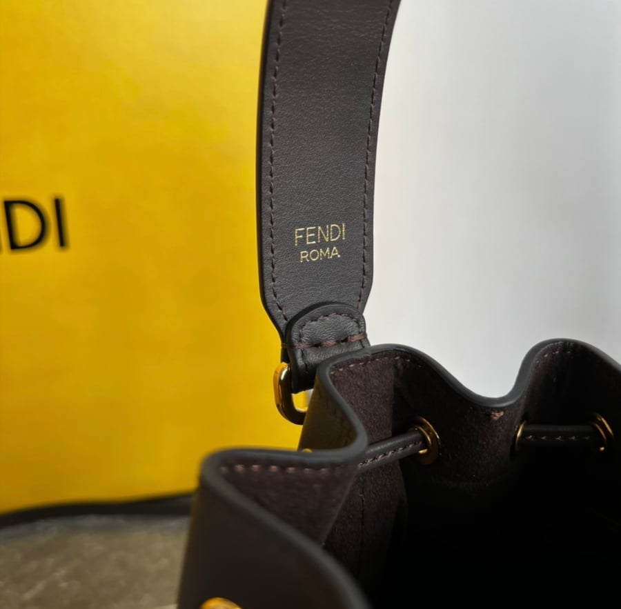 حقيبة Mon Tresor من Fendi