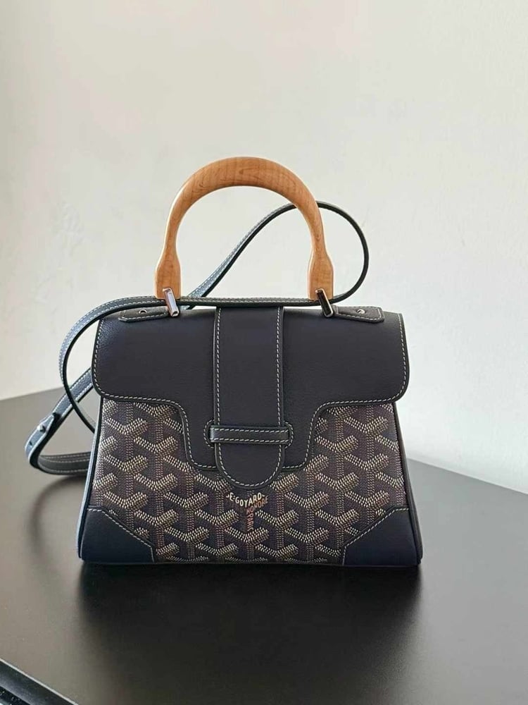 حقيبة Goyard Saigon