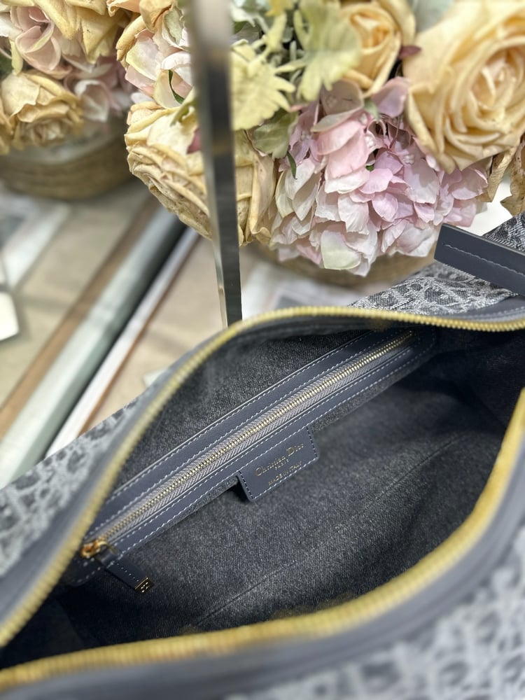 حقيبة Dior D-Journey Medium Bag – Denim Grey Oblique