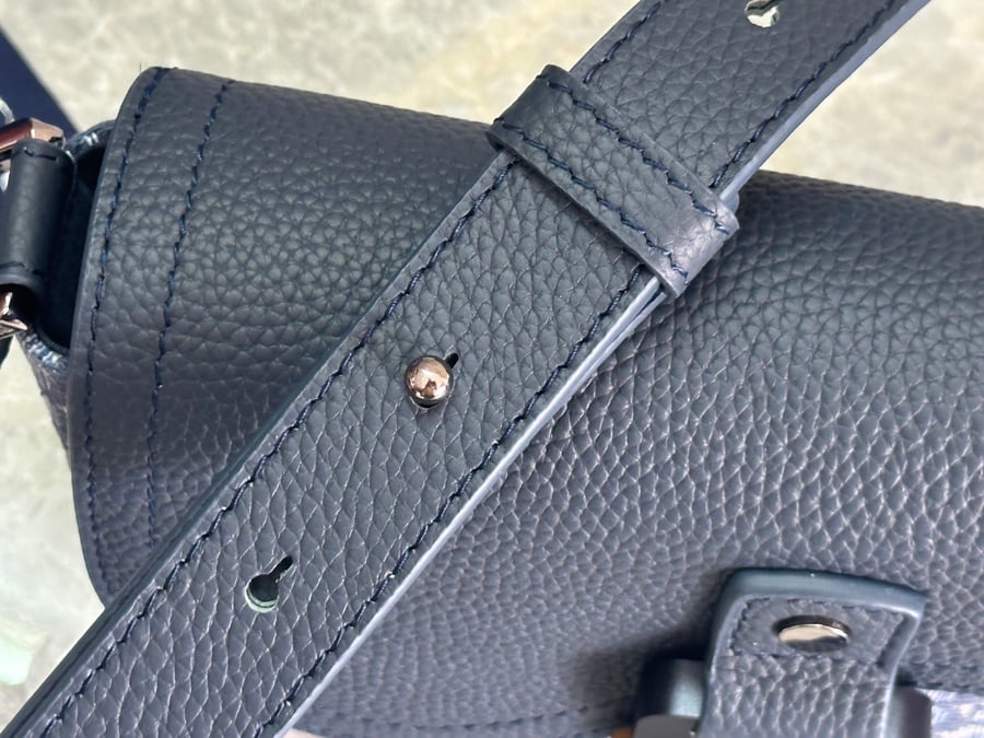 حقيبة Dior Saddle Messenger Bag – Blue Oblique Canvas
