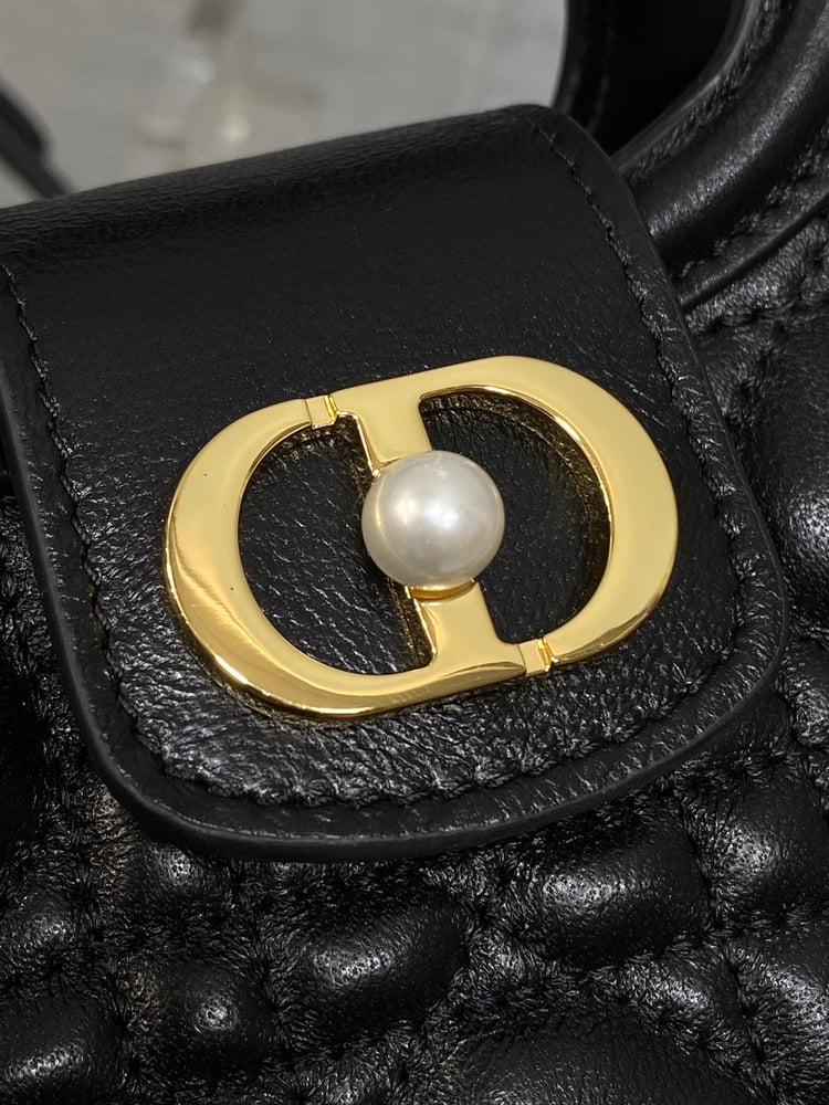 حقيبة Jolie Top Handle Mini Chain Bag