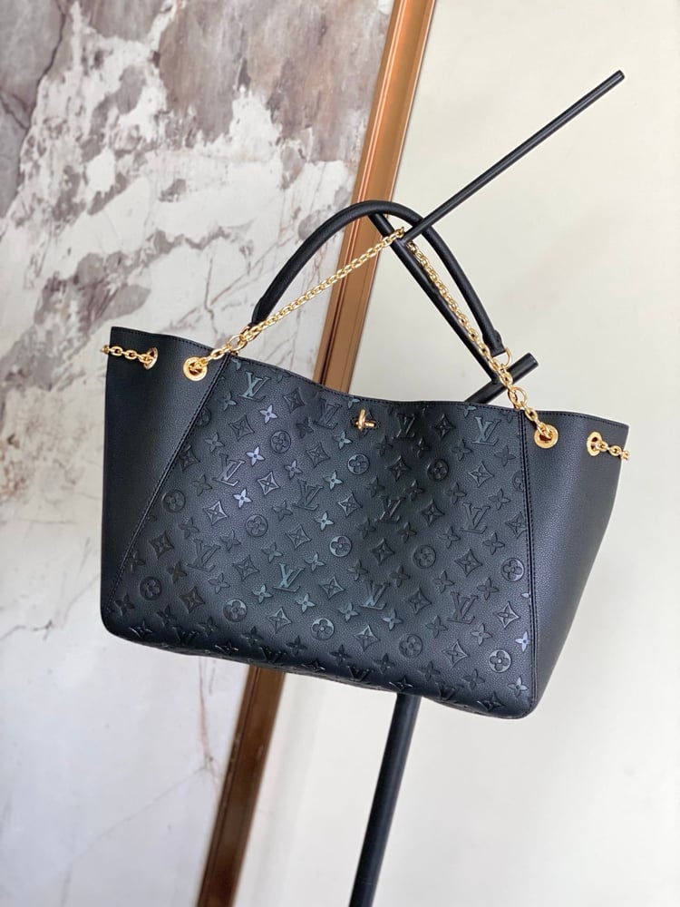 حقيبة Louis Vuitton Anytime PM – Monogram Empreinte Leather