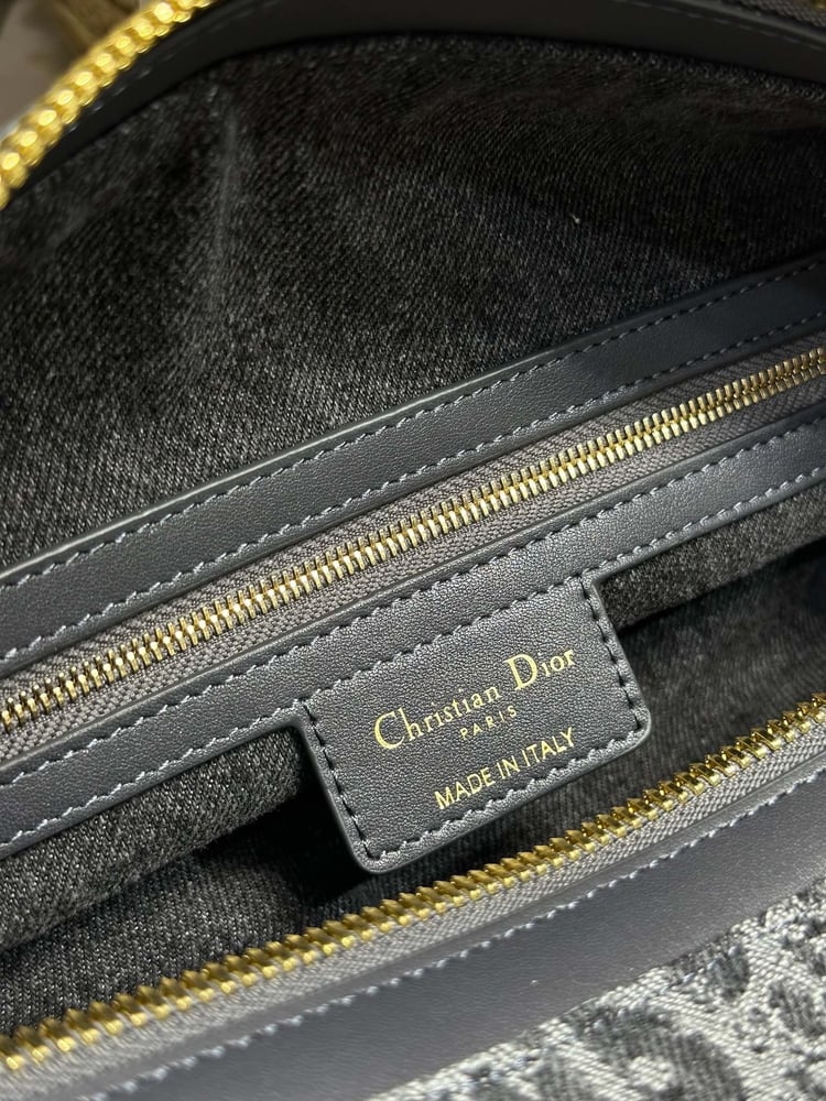 حقيبة Dior D-Journey Medium Bag – Denim Grey Oblique