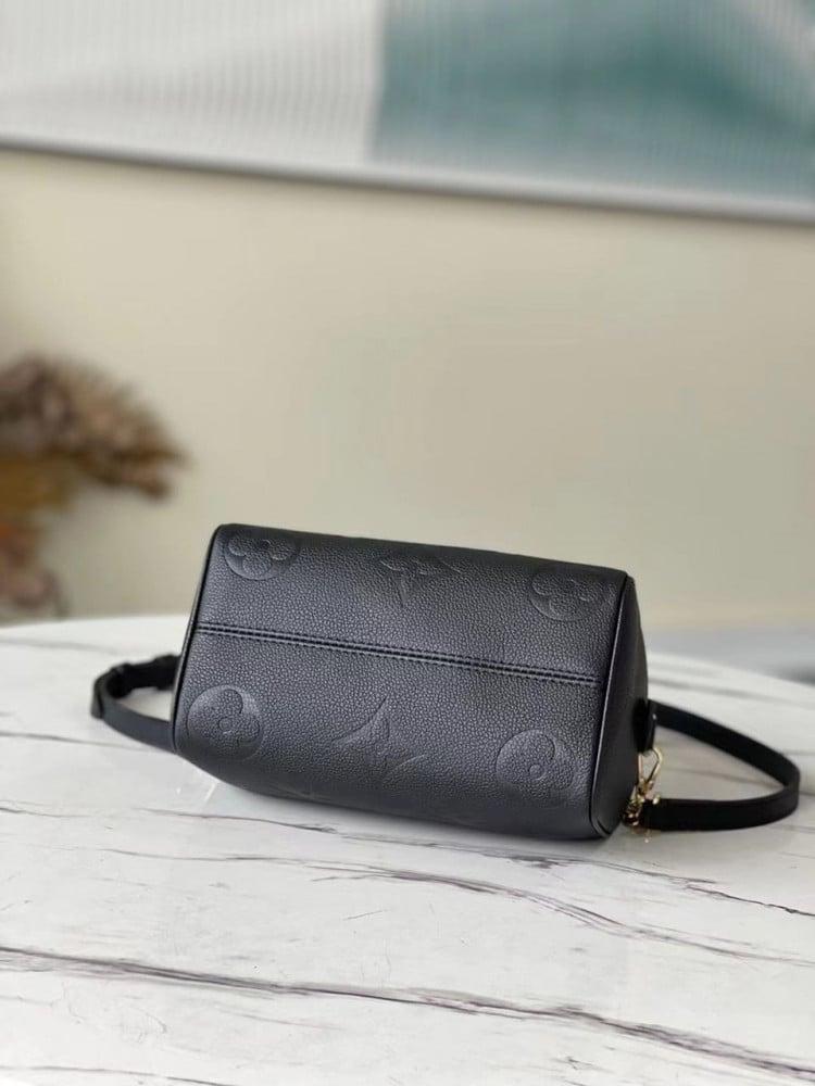شنطة Speedy Bandoulière 20