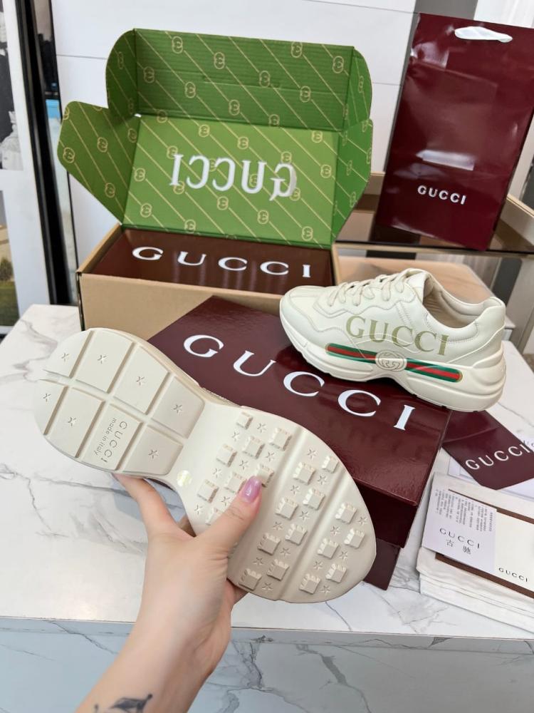 سنيكرز رايتون - Gucci “ جلد طبيعي "