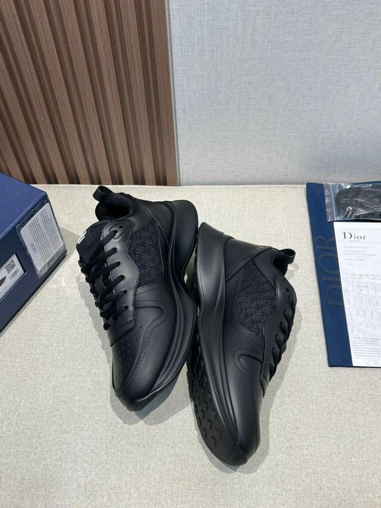 Dior - B25 Runner Sneaker
