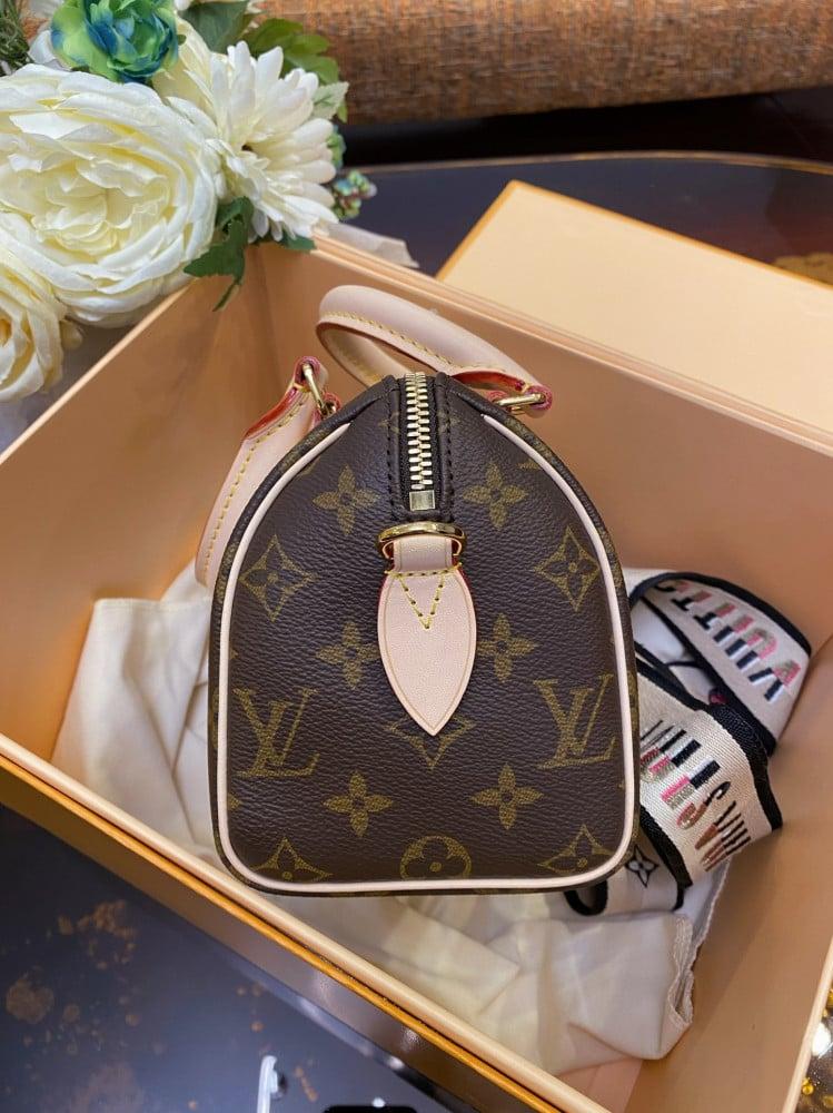 شنطة لويس فيتون LV SPEEDY BANDOULIERE 20