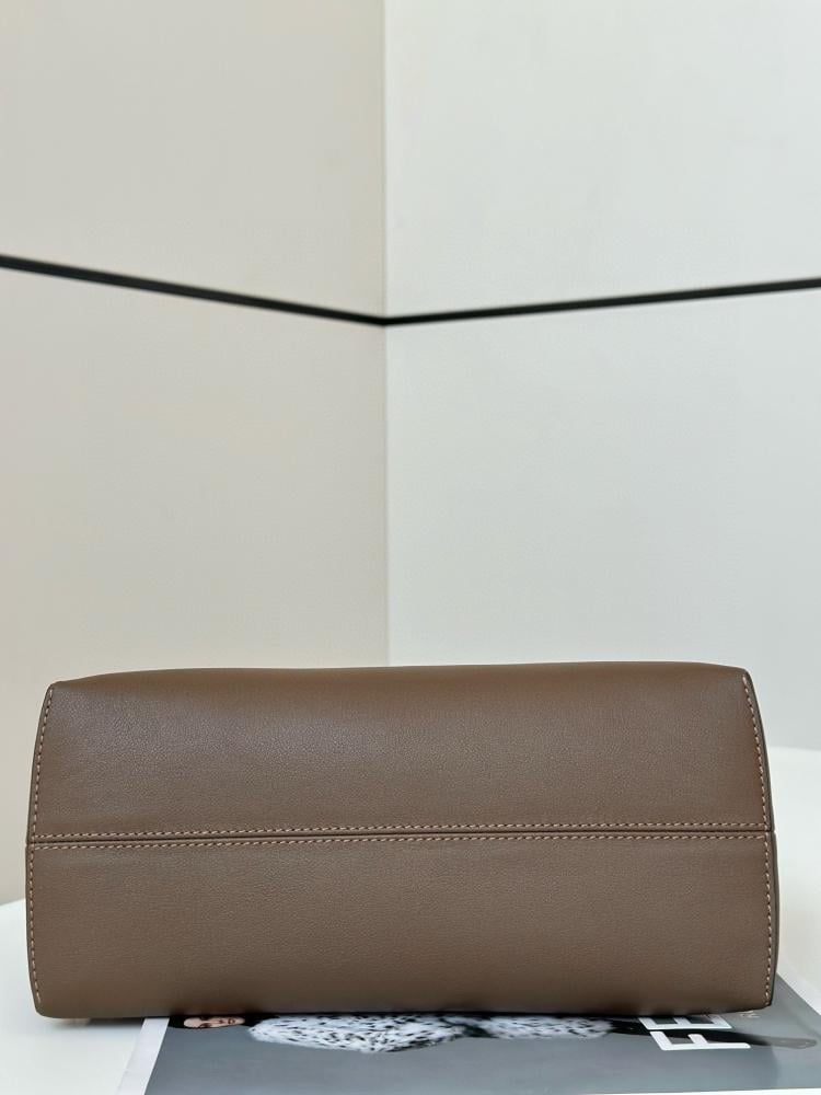 Fendi bag - 776