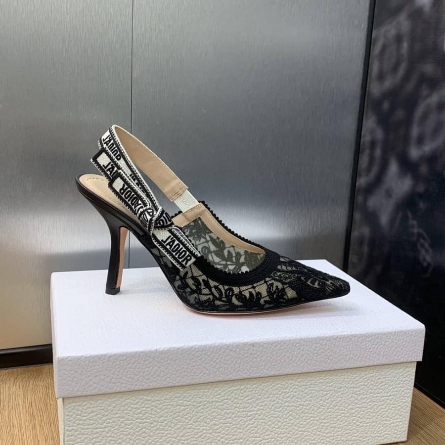 J'Adior Slingback Pump