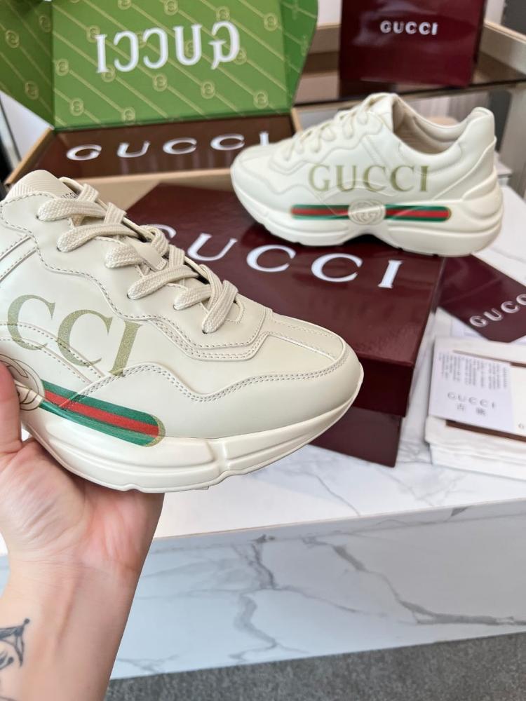 سنيكرز رايتون - Gucci “ جلد طبيعي "