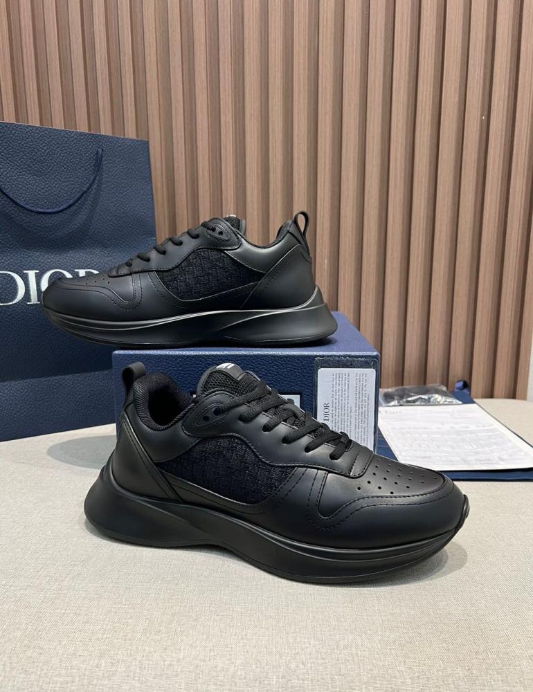 Dior - B25 Runner Sneaker