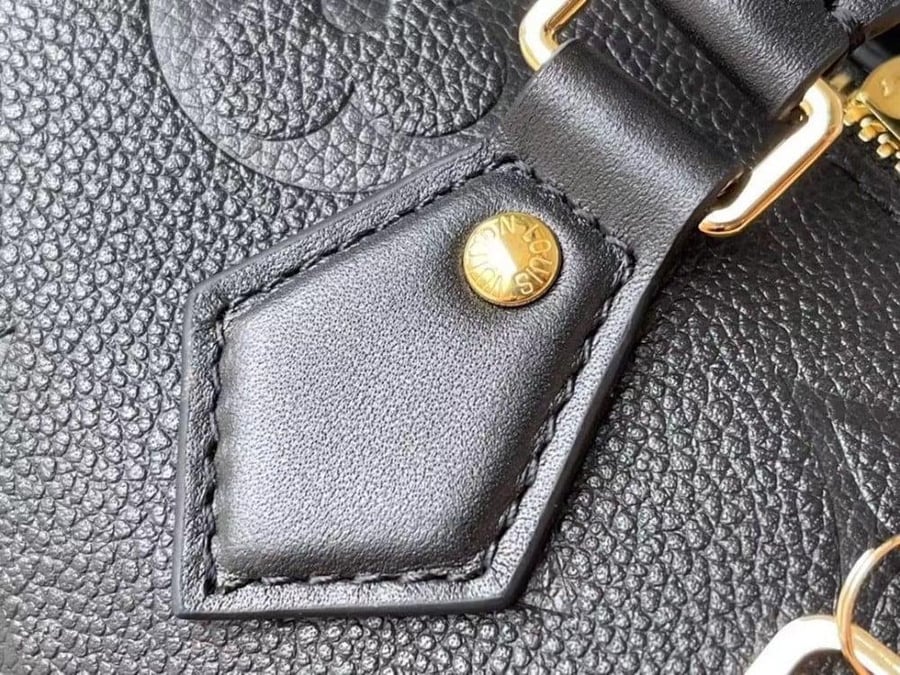 شنطة Speedy Bandoulière 20