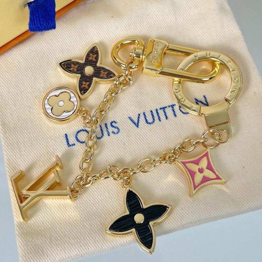 Blooming Flowers  - LV