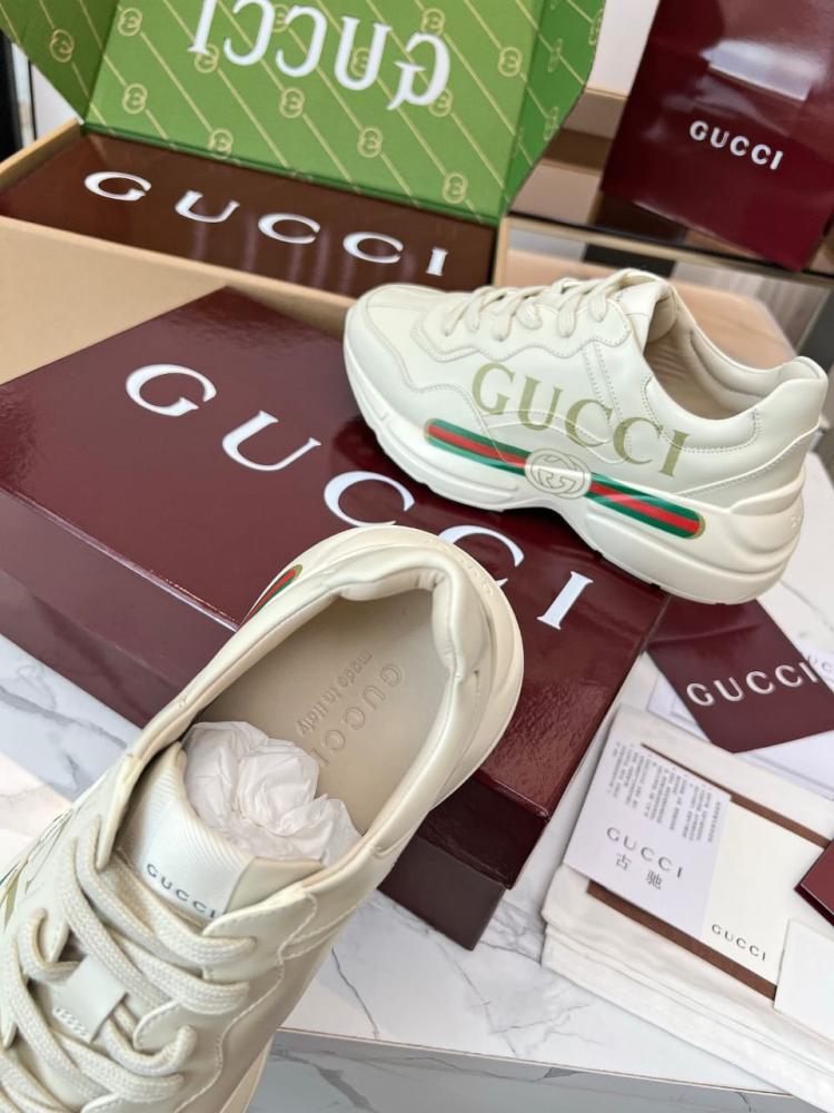 سنيكرز رايتون - Gucci “ جلد طبيعي "