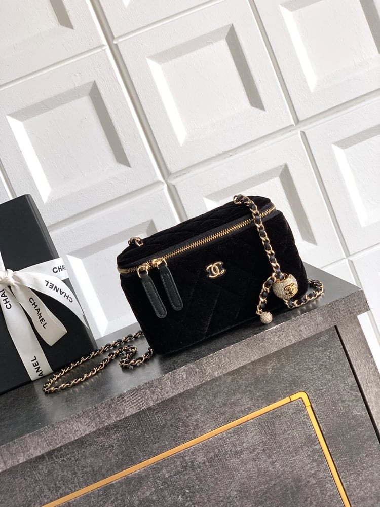 Chanel 25A Black Velvet Vanity case bag